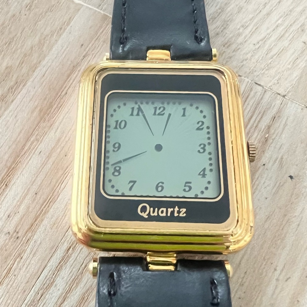 vintage style inox ladies gold tone black digital watch NEW BATTERY